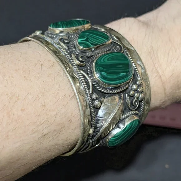 MASSIVE Estate 1950s Native Mexican Malachite Sterling Silver Bracelet - Picture 4 of 5